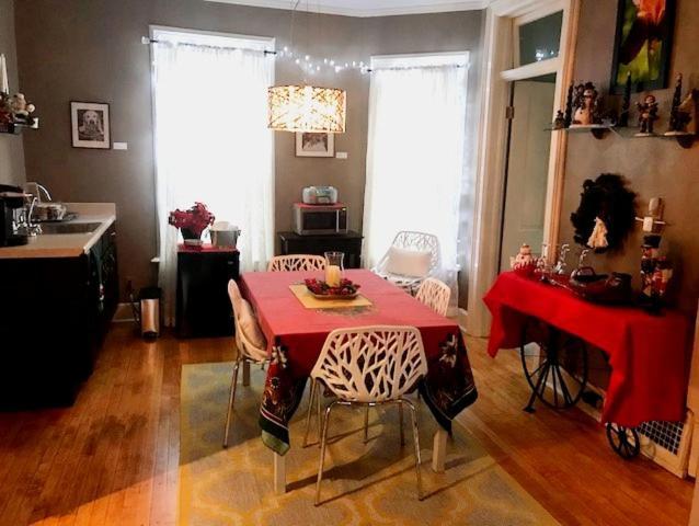 The Muse Gallery Guesthouse Milwaukee Extérieur photo