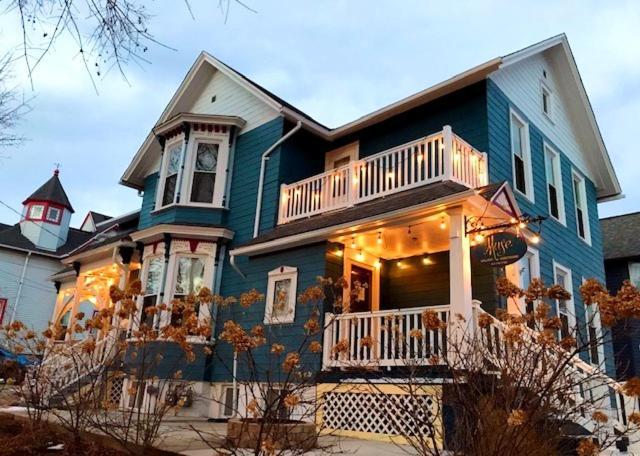 The Muse Gallery Guesthouse Milwaukee Extérieur photo