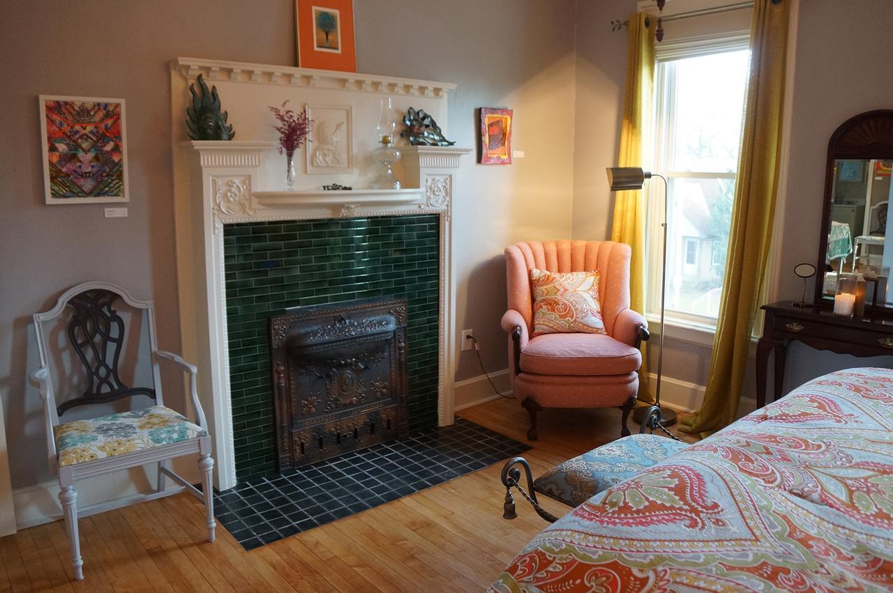 The Muse Gallery Guesthouse Milwaukee Extérieur photo