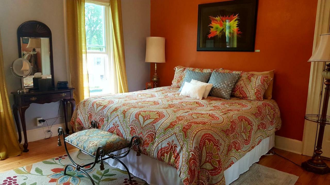 The Muse Gallery Guesthouse Milwaukee Extérieur photo
