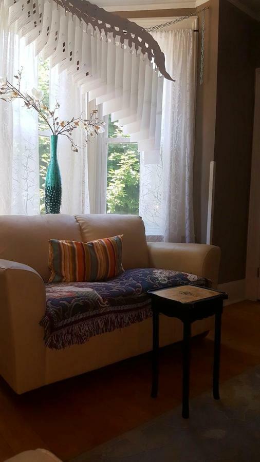 The Muse Gallery Guesthouse Milwaukee Extérieur photo
