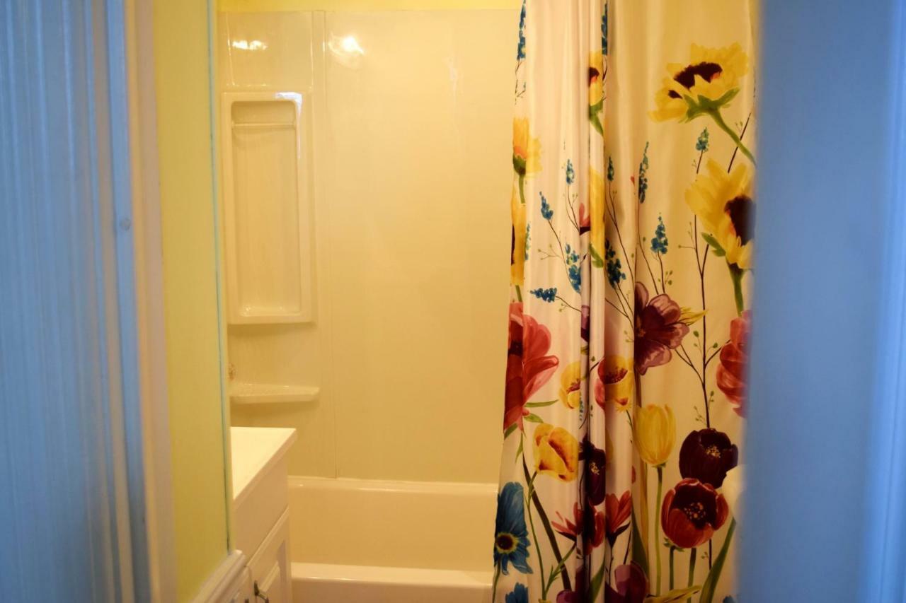 The Muse Gallery Guesthouse Milwaukee Extérieur photo
