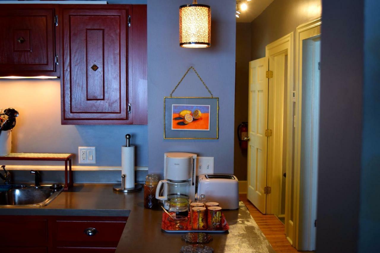 The Muse Gallery Guesthouse Milwaukee Extérieur photo